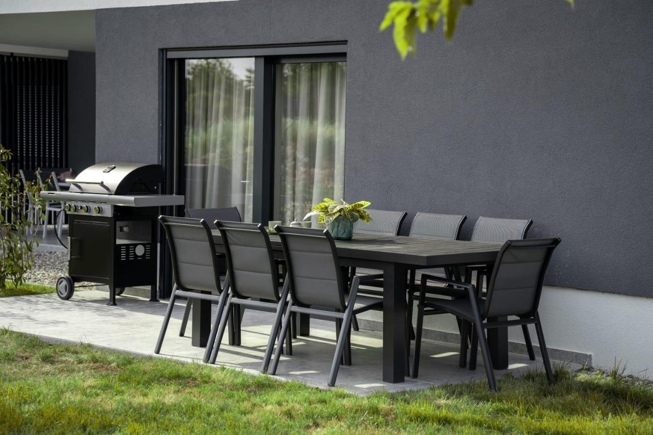 Capsula Luxury Apartment Umag Buitenkant foto