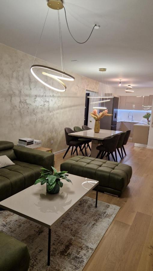 Capsula Luxury Apartment Umag Buitenkant foto