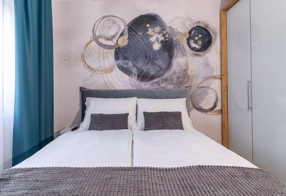 Capsula Luxury Apartment Umag Buitenkant foto