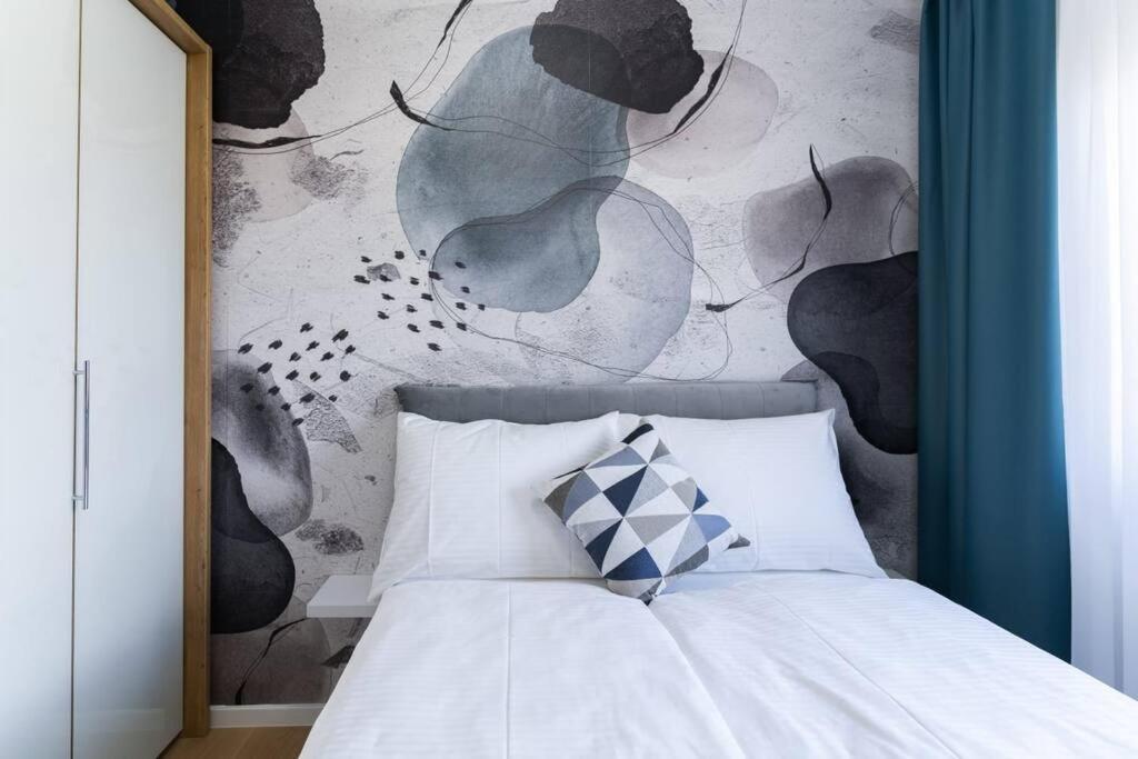 Capsula Luxury Apartment Umag Buitenkant foto